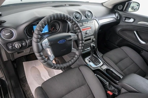 Седан Ford Mondeo 2010 года, 889000 рублей, Красноярск