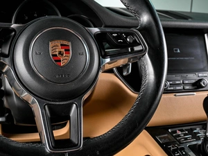 Внедорожник Porsche Macan 2017 года, 3220000 рублей, Ростов-на-Дону