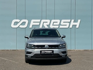 Внедорожник Volkswagen Tiguan 2018 года, 2599000 рублей, Ижевск