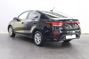 Седан Kia Rio 2017 года, 1160000 рублей, Брянск