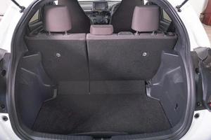 Хетчбэк Toyota Yaris 2021 года, 1319000 рублей, Томск