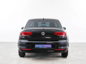 Седан Volkswagen Passat 2019 года, 1719050 рублей, Москва