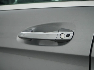 Седан Mercedes-benz CLS-класс 2012 года, 1998055 рублей, Москва