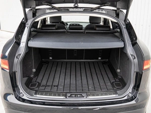 Внедорожник Jaguar F-Pace 2016 года, 2490000 рублей, Краснодар