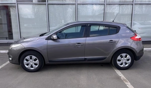 Хэтчбек Renault Megane 2011 года, 760000 рублей, Брянск