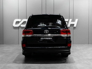 Внедорожник Toyota Land Cruiser 2017 года, 7099000 рублей, Тюмень