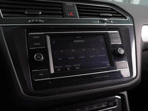 Внедорожник Volkswagen Tiguan 2018 года, 1865000 рублей, Воронеж
