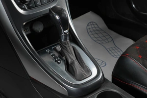 Хетчбэк Opel Astra 2011 года, 719000 рублей, Тюмень