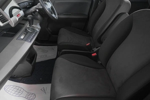 Минивэн Honda Freed 2010 года, 999000 рублей, Кемерово