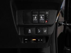 Минивэн Honda Freed 2018 года, 1700000 рублей, Краснодар