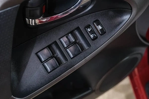 Внедорожник Toyota RAV4 2010 года, 1499000 рублей, Новокузнецк