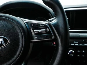 Внедорожник Kia Sportage 2020 года, 2299000 рублей, Красноярск