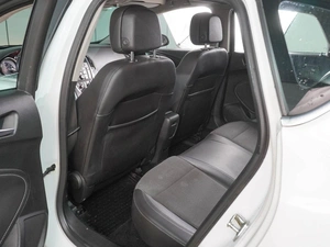 Хетчбэк Opel Astra 2012 года, 879000 рублей, Воронеж