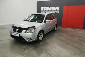 Седан Kia Rio 2009 года, 720000 рублей, Курск