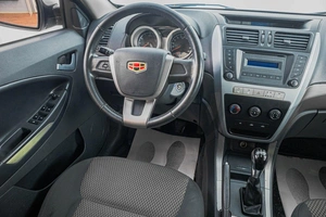 Внедорожник Geely Emgrand X7 2015 года, 899000 рублей, Барнаул