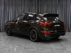 Внедорожник Porsche Cayenne S 2016 года, 3709000 рублей, Тюмень