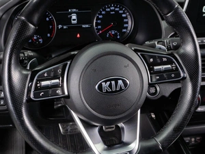 Седан Kia Cerato 2019 года, 2049000 рублей, Тюмень