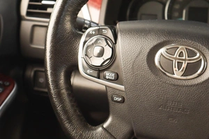 Седан Toyota Camry 2012 года, 1339000 рублей, Челябинск