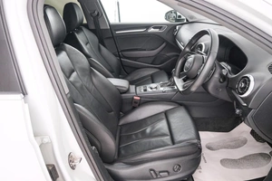 Седан Audi A3 2019 года, 2099000 рублей, Красноярск