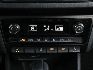 Лифтбек Volkswagen Polo 2021 года, 1894000 рублей, Кирилловка