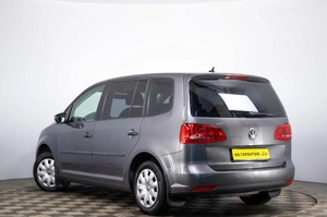 Минивэн Volkswagen Touran 2010 года, 879000 рублей, Пермь
