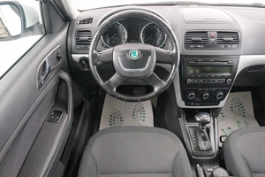 Внедорожник Skoda Yeti 2012 года, 829000 рублей, Красноярск