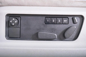 Внедорожник Volkswagen Touareg 2008 года, 1269000 рублей, Томск