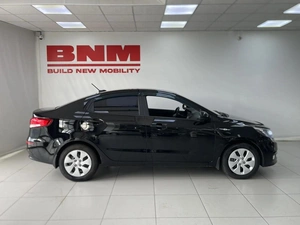 Седан Kia Rio 2017 года, 1100000 рублей, Смоленск