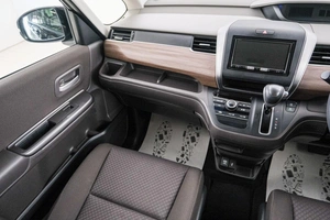 Минивэн Honda Freed 2020 года, 1459000 рублей, Красноярск