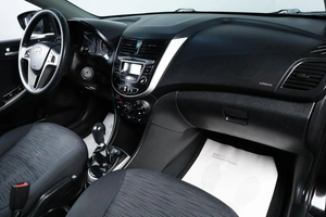 Седан Hyundai Solaris 2015 года, 559000 рублей, Челябинск