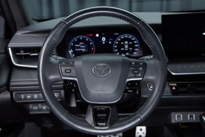 Седан Toyota Camry 2024 года, 3497000 рублей, Красноярск