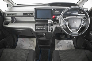 Минивэн Honda Stepwgn Spada 2016 года, 1849000 рублей, Кемерово