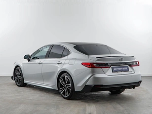 Седан Toyota Camry 2024 года, 3798999 рублей, Москва