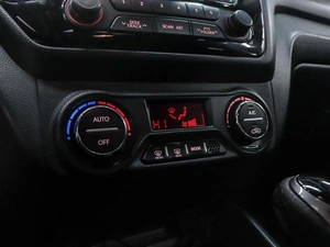 Седан Kia Rio 2012 года, 1000000 рублей, Красноярск