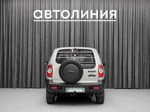 Внедорожник Chevrolet Niva 2013 года, 599000 рублей, Красноярск