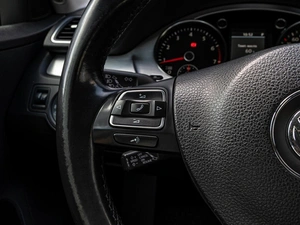 Седан Volkswagen Passat 2011 года, 1370000 рублей, Краснодар