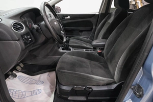 Седан Ford Focus 2006 года, 379000 рублей, Новокузнецк