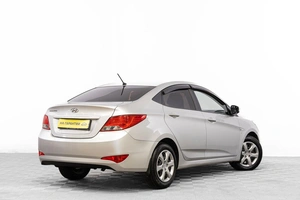 Седан Hyundai Solaris 2016 года, 1189000 рублей, Барнаул