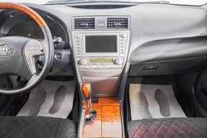 Седан Toyota Camry 2011 года, 1199000 рублей, Барнаул