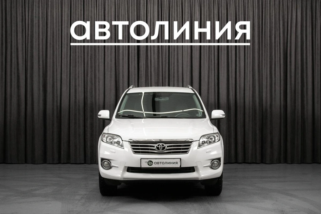 Внедорожник Toyota RAV4 2010 года, 1365000 рублей, Красноярск