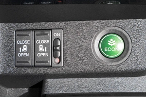 Минивэн Honda Stepwgn 2015 года, 1659000 рублей, Барнаул