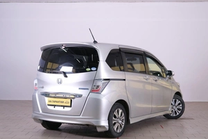 Минивэн Honda Freed 2012 года, 1169000 рублей, Омск