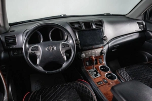 Внедорожник Toyota Highlander 2011 года, 2089000 рублей, Сургут