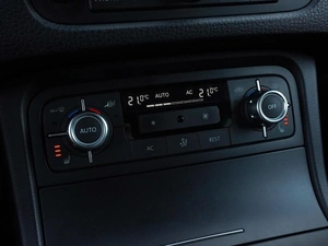 Внедорожник Volkswagen Touareg 2010 года, 1749000 рублей, Нижний Новгород