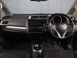 Хетчбэк Honda Fit 2016 года, 1210000 рублей, Омск