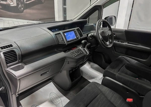Минивэн Honda Stepwgn Spada 2011 года, 1350000 рублей, Красноярск