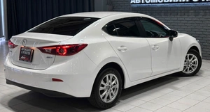 Седан Mazda Axela 2017 года, 1477000 рублей, Красноярск