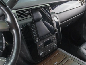 Внедорожник Chevrolet Tahoe 2012 года, 1939000 рублей, Сургут