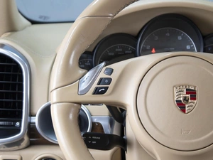 Внедорожник Porsche Cayenne S 2011 года, 2230000 рублей, Омск