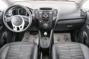 Минивэн Kia Venga 2013 года, 949000 рублей, Красноярск